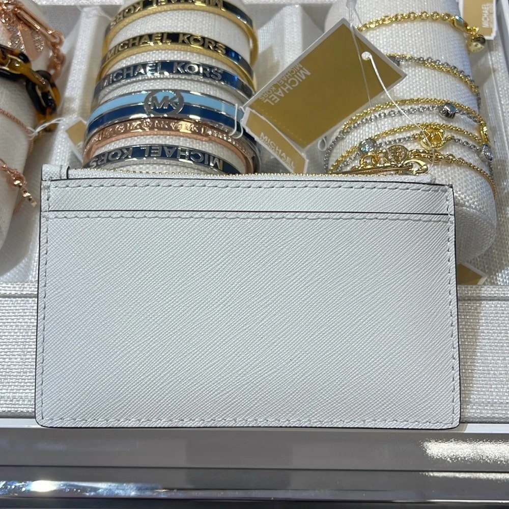MICHAEL KORS Jet Set Travel Md Top Zip Leather Card Case Wallet Optic White